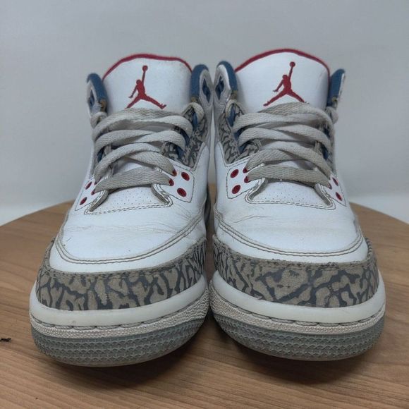 Nike Air Jordan 3 Retro GS- Womens- Size 7- True Blue- [854261-106] - Picture 3 of 12